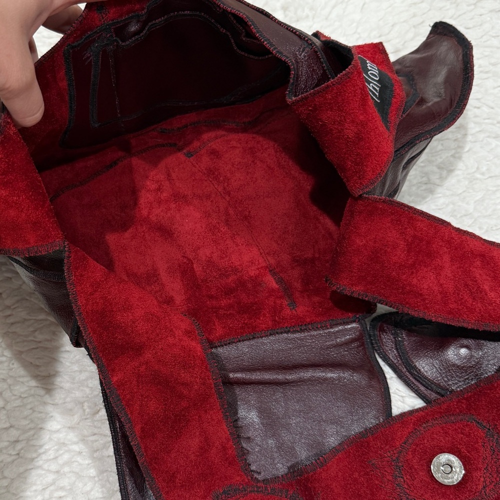 ‼️SOLD‼️(h(om)e) Heather Hambrecht Shoulder Bag Burgundy Organic Distressed - Picture 11 of 14